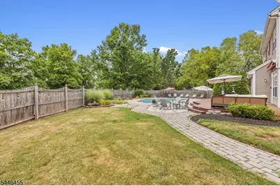 220 Lindsay Ct, Branchburg Township, NJ 08876 - Photo 33