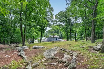 36 Lebanon Trl, Hopatcong, NJ 07843 - Photo 23