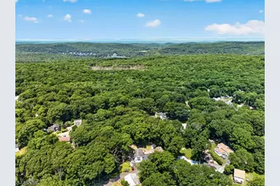 36 Lebanon Trl, Hopatcong, NJ 07843 - Photo 25