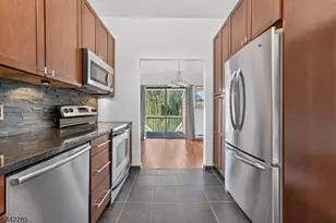 91 N Slope, Union Township, NJ 08809 - Photo 13