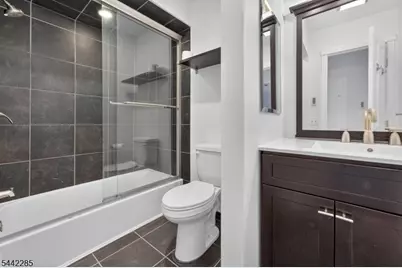 91 N Slope, Union Township, NJ 08809 - Photo 23