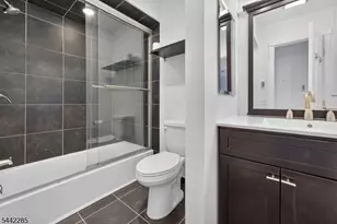 91 N Slope, Union Township, NJ 08809 - Photo 23