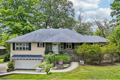 695 Berdan Ave, Wayne, NJ 07470 - Photo 1