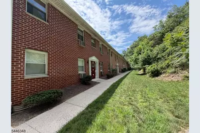 100 Pierson Miller Dr #41, Pompton Lakes, NJ 07442 - Photo 1