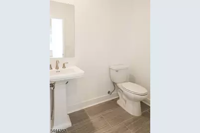 71 Veterans Way, Morris Plains, NJ 07950 - Photo 11