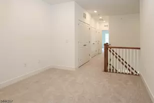 71 Veterans Wy, Morris Plains, NJ 07950 - Photo 13