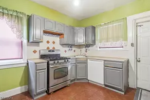 233-237 Meeker Ave, Newark, NJ 07112 - Photo 9