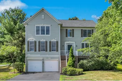 16 Bedford Dr, Bernards Township, NJ 07920 - Photo 1