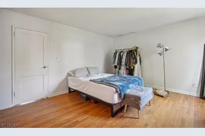 93D Troy Dr #D, Springfield, NJ 07081 - Photo 9