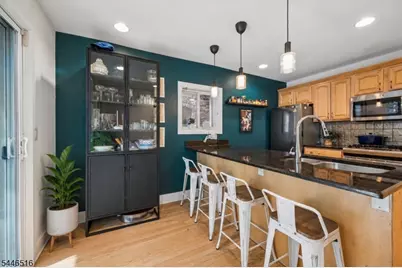 6 Carroll Pl, Weehawken, NJ 07086 - Photo 13