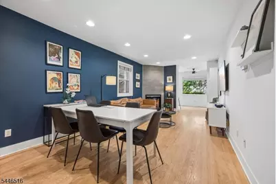 6 Carroll Pl, Weehawken, NJ 07086 - Photo 9
