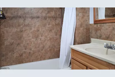 175 Delavan Ave, Newark, NJ 07104 - Photo 15