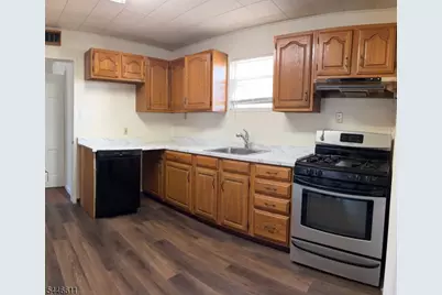 4 Wall St #2, Cranford Township, NJ 07016 - Photo 3
