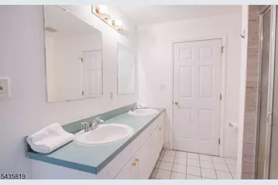 103 George Wilson Blvd, Flemington, NJ 08822 - Photo 19
