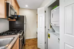 16 Wedgewood Dr, Verona, NJ 07044 - Photo 13