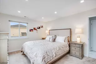 825 Riverside Ave, Lyndhurst Township, NJ 07071 - Photo 13