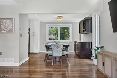 105 Summit Ct, Westfield, NJ 07090 - Photo 7