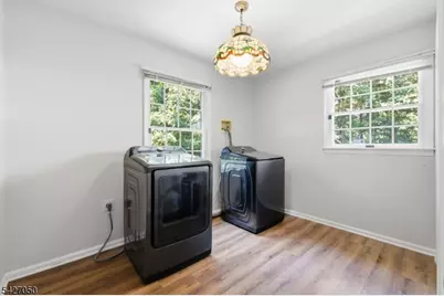 73 Lawrence Rd, Randolph Township, NJ 07869 - Photo 17