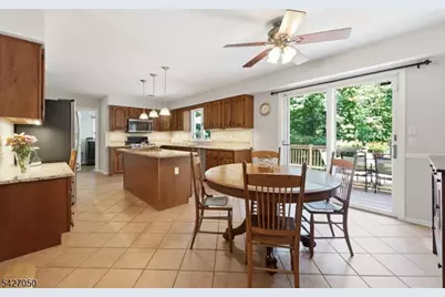 73 Lawrence Rd, Randolph Township, NJ 07869 - Photo 9