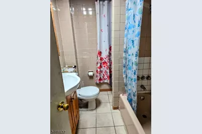 16 Crittenden St, Newark, NJ 07104 - Photo 9