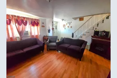 16 Crittenden St, Newark, NJ 07104 - Photo 3