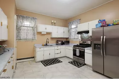 92 Chestnut St, East Orange, NJ 07018 - Photo 9