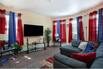 92 Chestnut St, East Orange, NJ 07018 - Photo 13
