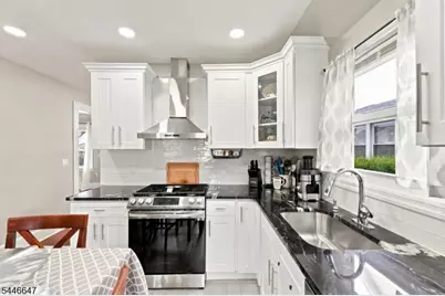 78 Fairmount Ter, East Orange, NJ 07018 - Photo 13