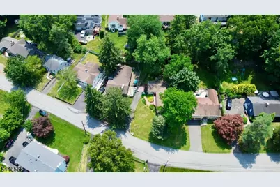18 Summit Rd, Sparta Township, NJ 07871 - Photo 15
