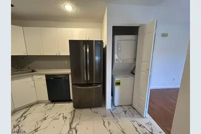 71 Colton Cir #71, West Orange Township, NJ 07052 - Photo 5