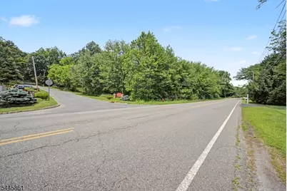 242 W Mountain Rd, Sparta Township, NJ 07871 - Photo 17