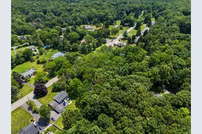 242 W Mountain Rd, Sparta Township, NJ 07871 - Photo 11