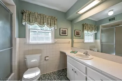570 Bennington Ter, Ridgewood, NJ 07450 - Photo 29