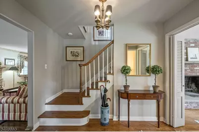 570 Bennington Ter, Ridgewood, NJ 07450 - Photo 5