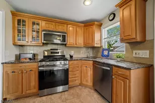754 Dykes Terrace, Union Township, NJ 07083 - Photo 5