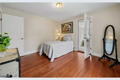 754 Dykes Ter, Union Township, NJ 07083 - Photo 11