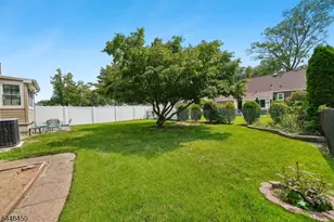 754 Dykes Terrace, Union Township, NJ 07083 - Photo 23