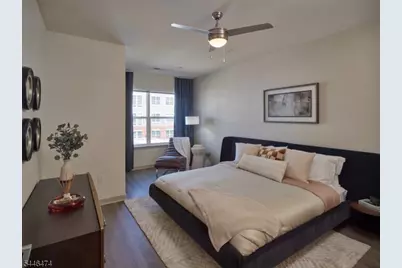 100 Eisenhower Pkwy #C1, Livingston, NJ 07039 - Photo 19