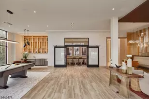 100 Eisenhower Pkwy, Livingston, NJ 07039 - Photo 7
