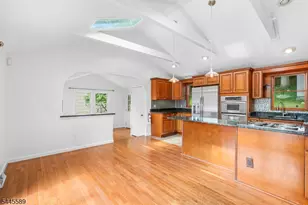 112 Seneca Lake Rd, Sparta Township, NJ 07871 - Photo 3