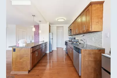 60 Parkway Dr, East Orange, NJ 07017 - Photo 11