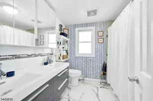 219 Burroughs Terrace, Union Township, NJ 07083 - Photo 13