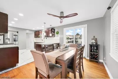 219 Burroughs Ter, Union Township, NJ 07083 - Photo 5