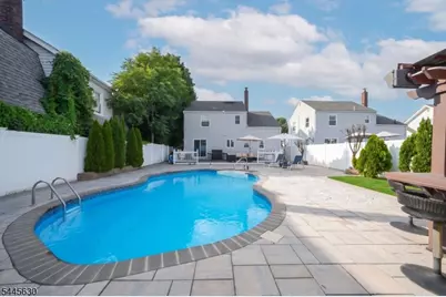 219 Burroughs Ter, Union Township, NJ 07083 - Photo 21