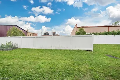 24 Van Pelt Pl #B, Little Falls Township, NJ 07424 - Photo 25