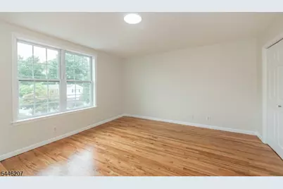 24 Van Pelt Pl #B, Little Falls Township, NJ 07424 - Photo 17