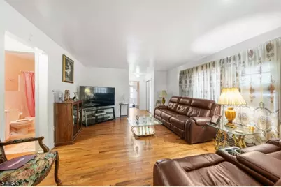 34 Young Ave, Hillside, NJ 07205 - Photo 3