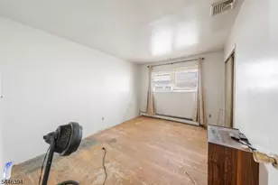 34 Young Ave, Hillside, NJ 07205 - Photo 15