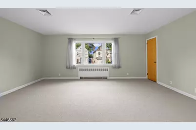 7 Freeman Pl, Nutley, NJ 07110 - Photo 23