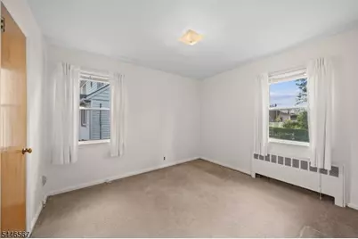 7 Freeman Pl, Nutley, NJ 07110 - Photo 5